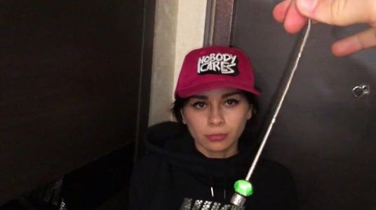 Заказал еду и решил попрактиковаться в навыках гипноза