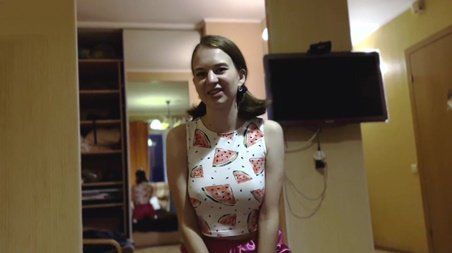 Так хотела новое платье, что шантажом развела братика на инцест